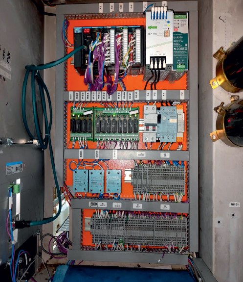 MODIFIED FL-100 ELECTRICAL PANEL